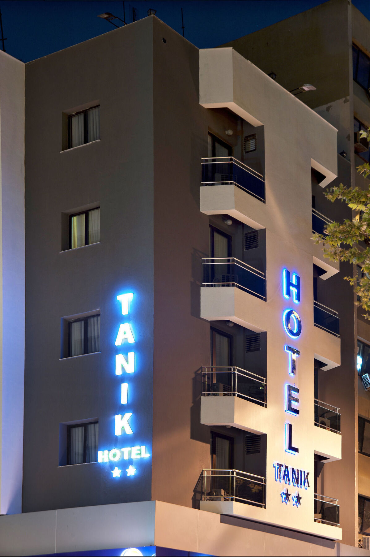 איזמיר Tanik Hotel מראה חיצוני תמונה